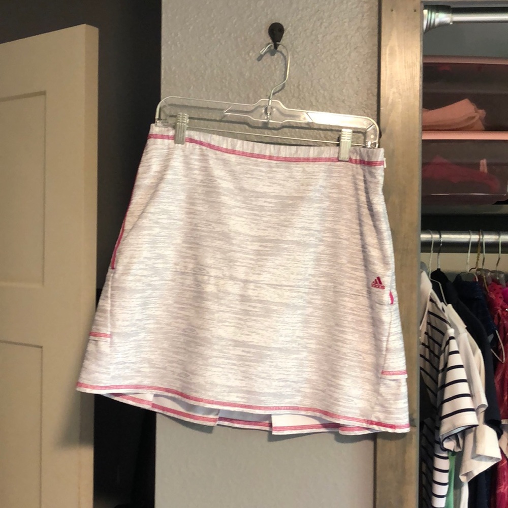 Great ruffle accent golf skort
